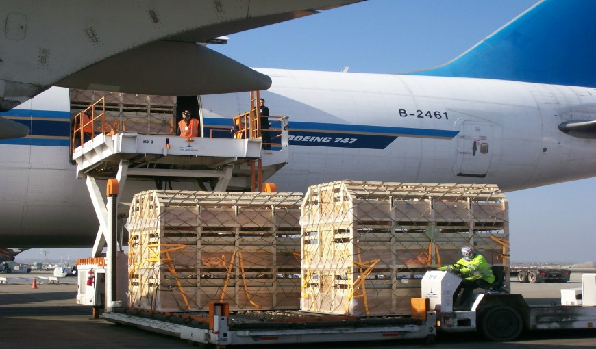 策勒到日本空运公司